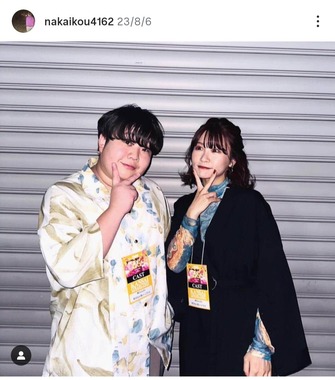 夜のひと笑いの2人