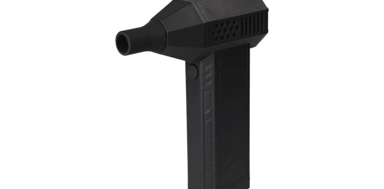 手のひらサイズで超強力な噴射力。ジェントスのブロワーは使いやすさ抜群！