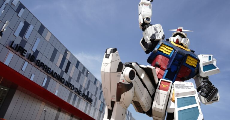 大阪万博の「ガンダムパビリオン」一足先に体験してきた　モビルスーツ戦の“振動”に驚き