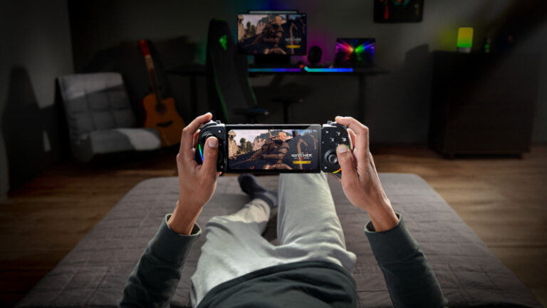 Razer、PCゲームをスマホでリモートプレイ可能にするアプリ – PC Watch