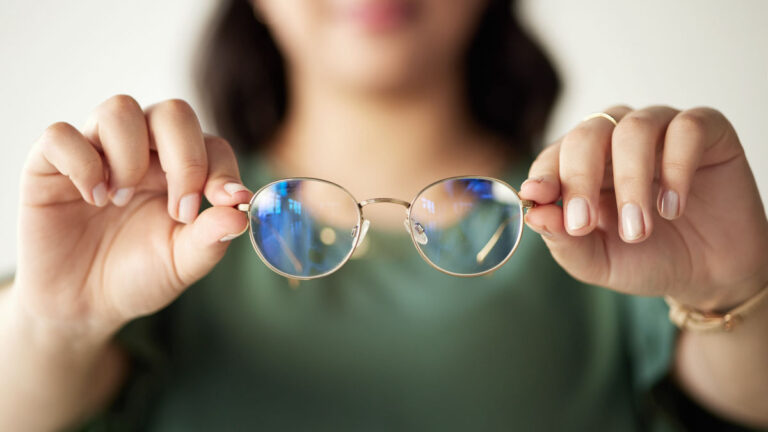 ティム・クックはVision Proより小型軽量な真のスマートグラスを求めている – GIGAZINE