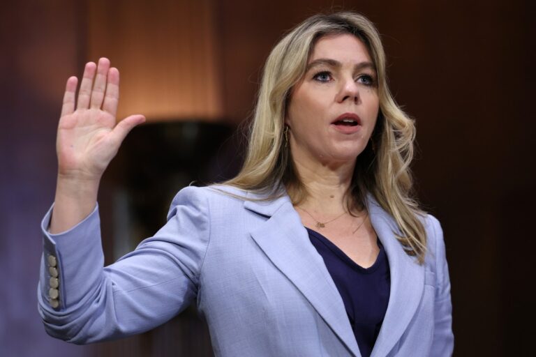内部告発者のサラ・ウィン・ウィリアムズは、メタが中国と共謀していると非難している