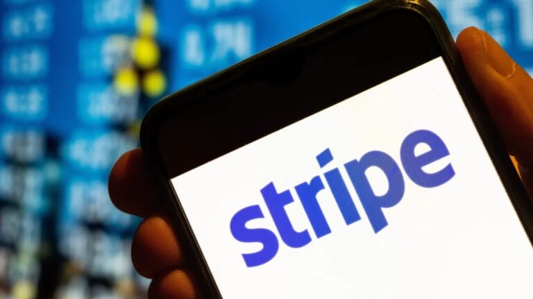 いいえ、ストライプは銀行になりつつありません