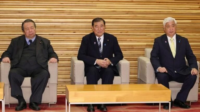 全国民に5万円給付検討 政府与党