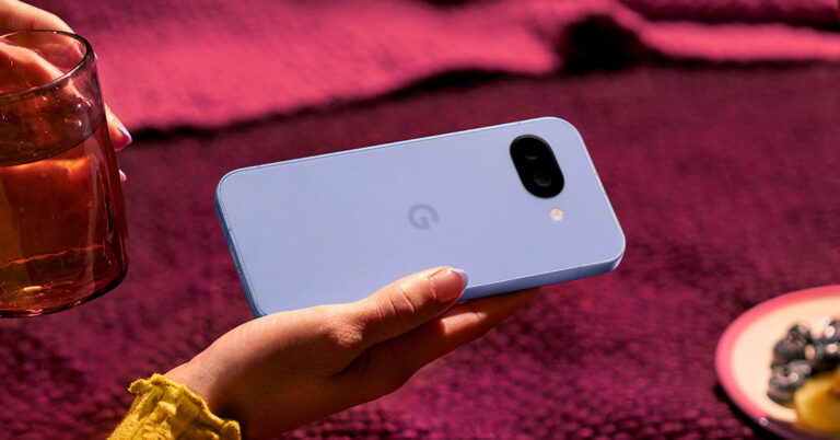 Googleの新スマホ「Pixel 9a」国内発表　7万9900円から　デザイン刷新、カメラバンプも極薄に