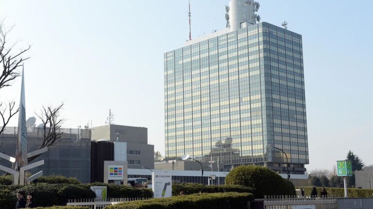 NHK撮影中に事故 鼓膜の一部損傷