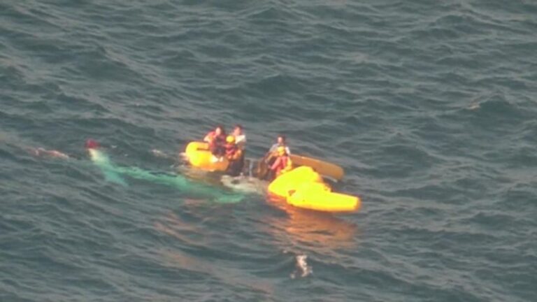 医療用ヘリコプター転覆 患者死亡