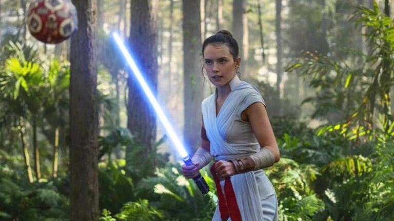『デッドプール＆ウルヴァリン』監督による「スター・ウォーズ」新作映画、実現は意外と早い？脚本家が企画の進捗に言及
