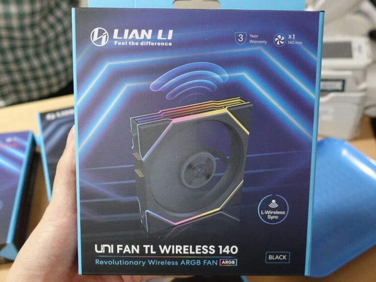 Lian Liの新140mm無線ファン登場！ LCD版も！