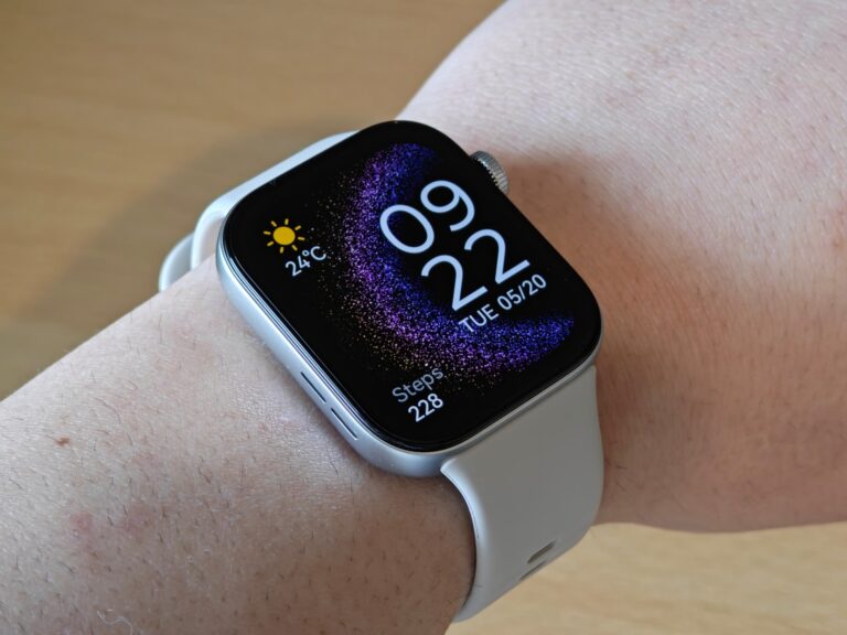 「au Smart Watch」でボーナスコインGET！