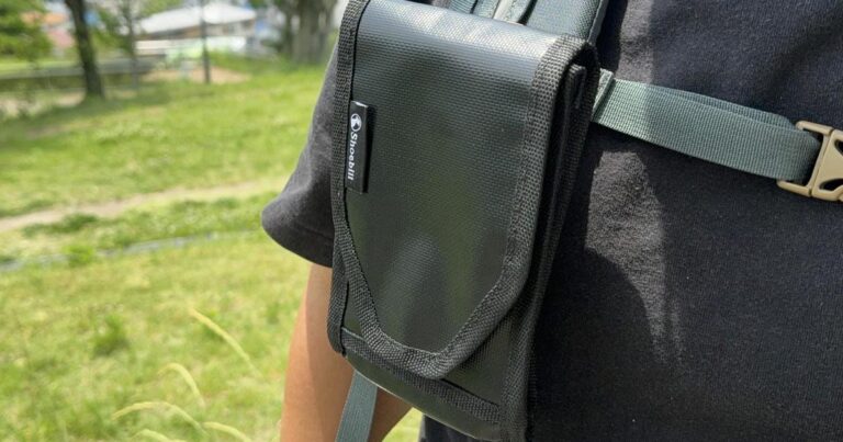 「アウトドア必見！スマホ守るタフな相棒」