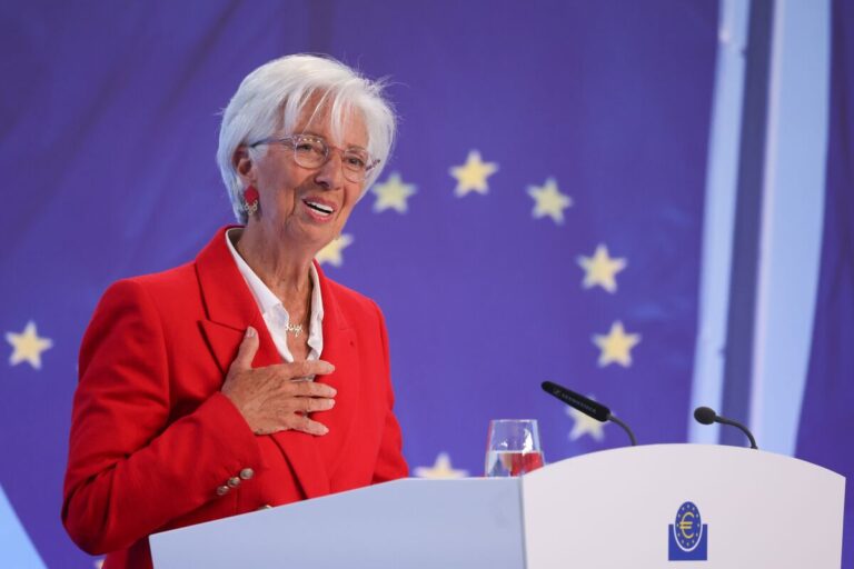 「ラガルド氏、金利に関し新展開を示唆」