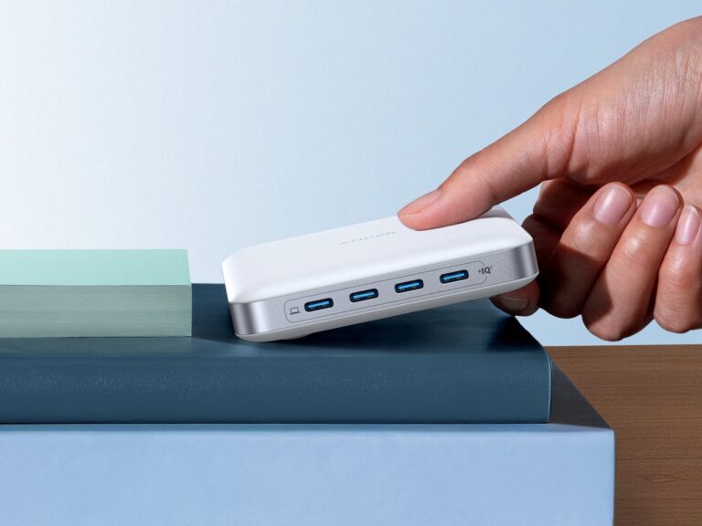 Anker、MacBook Pro対応の薄型130W急速充電器登場！