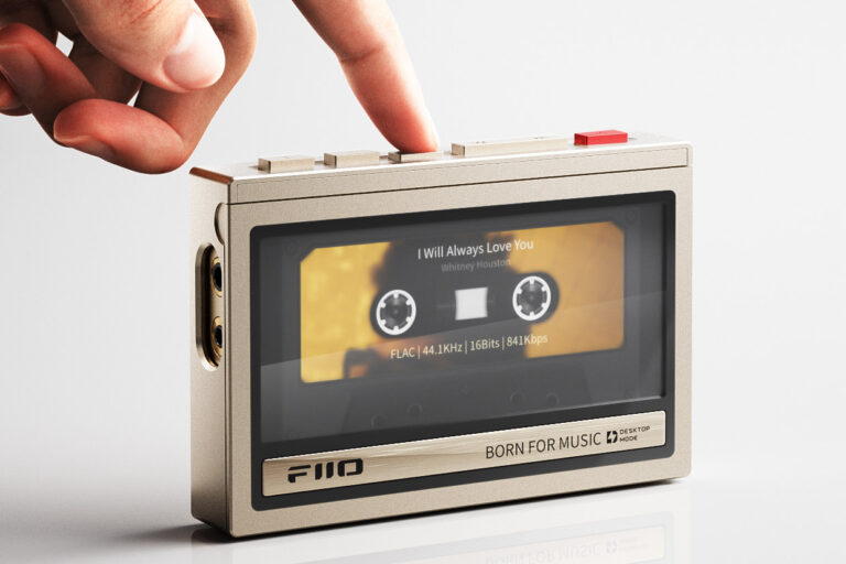 「FIIOの新DAP『M21』、デスクトップモード搭載！」