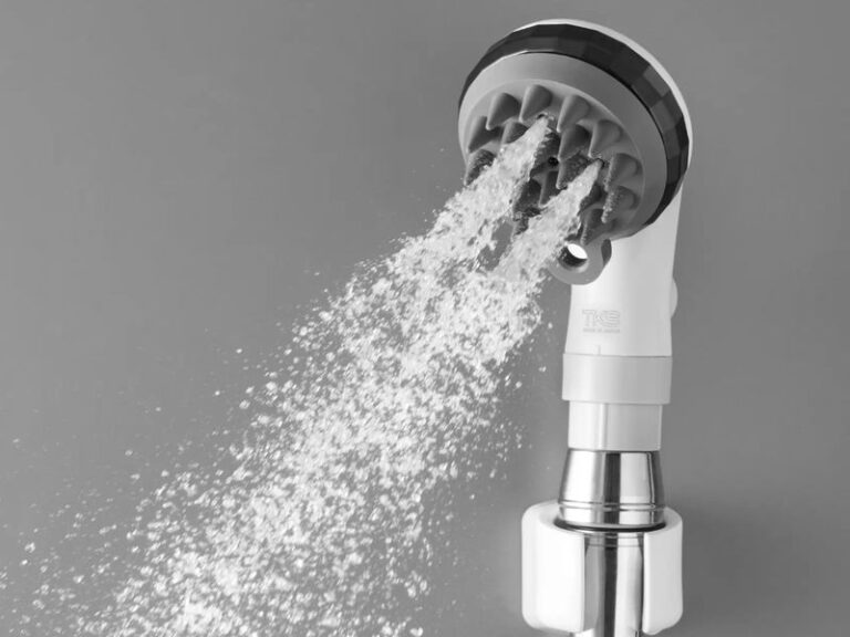 「頭皮ケア革命！スカルプブラシ内蔵シャワーヘッド」