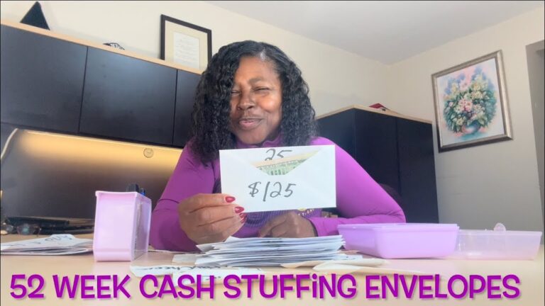 「52週間で賢く貯金！2025年に備えよう」