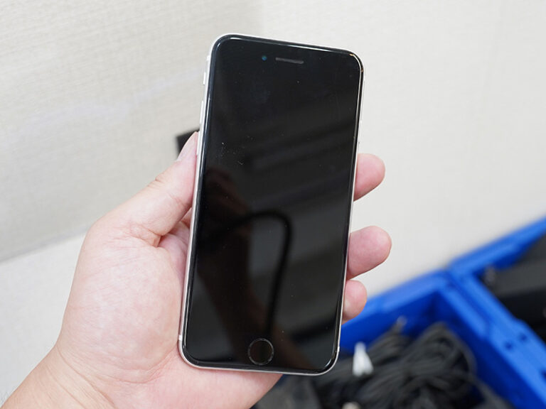 「第2世代iPhone SEが7,700円！Pixel 7aも特価！」