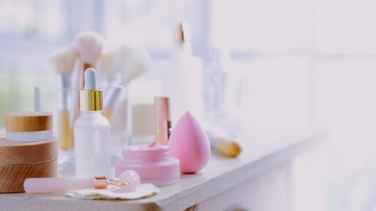 Z世代とY世代のコスメ消費傾向調査！