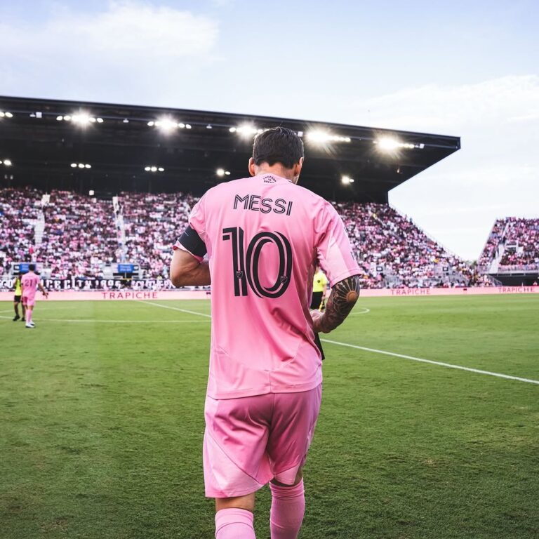 メッシが勝利！⚽️🏆 家での絶好調✨