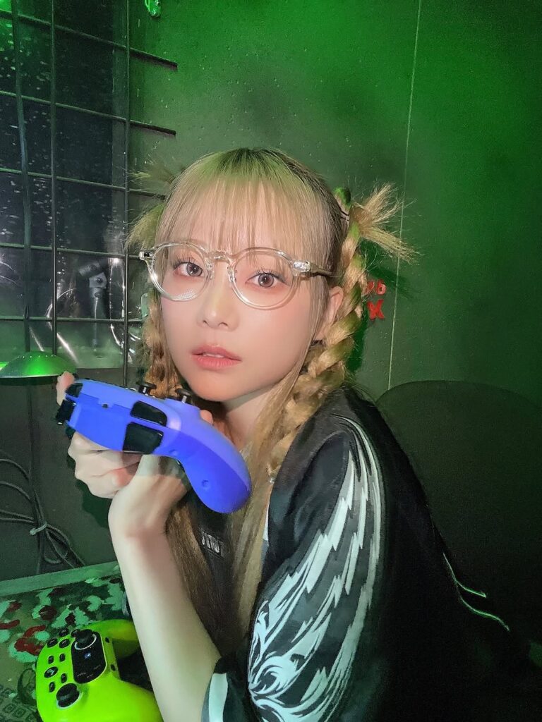 重盛さと美の引きこもり生活🎮✨誘って！🏝️