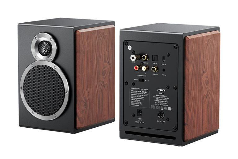 「FIIO新作！20Wウーファー搭載デスクスピーカー」