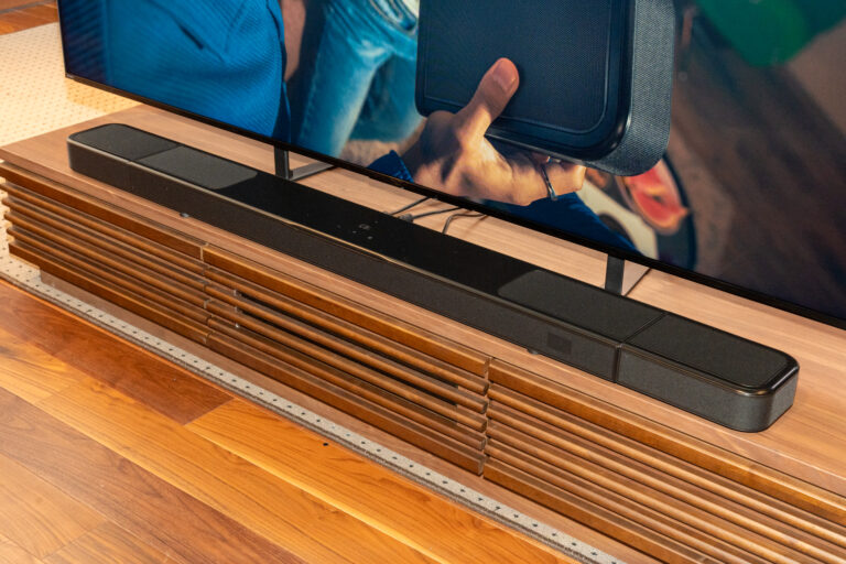 「JBL新作！分離型サウンドバーBAR 1300MK2」