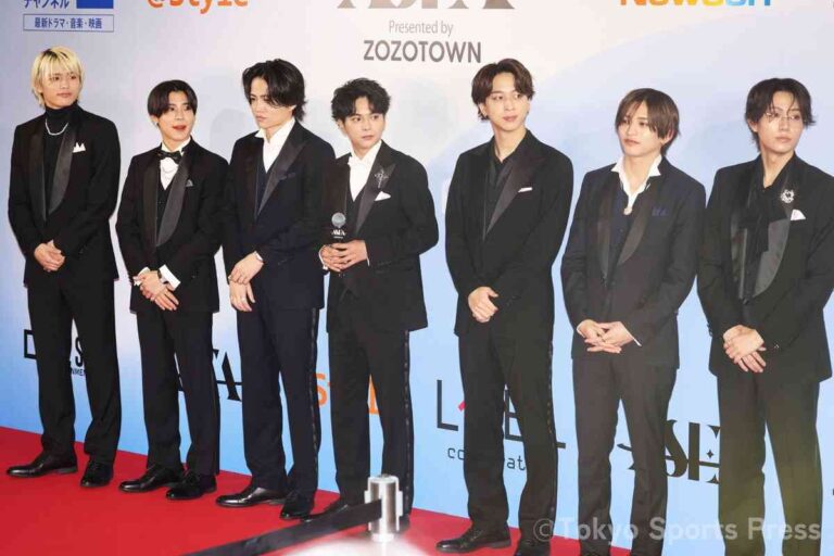 timelesz 新体制効果で初アルバム60万枚突破　業界内で「Snow Manに肉薄するかも」の声 |