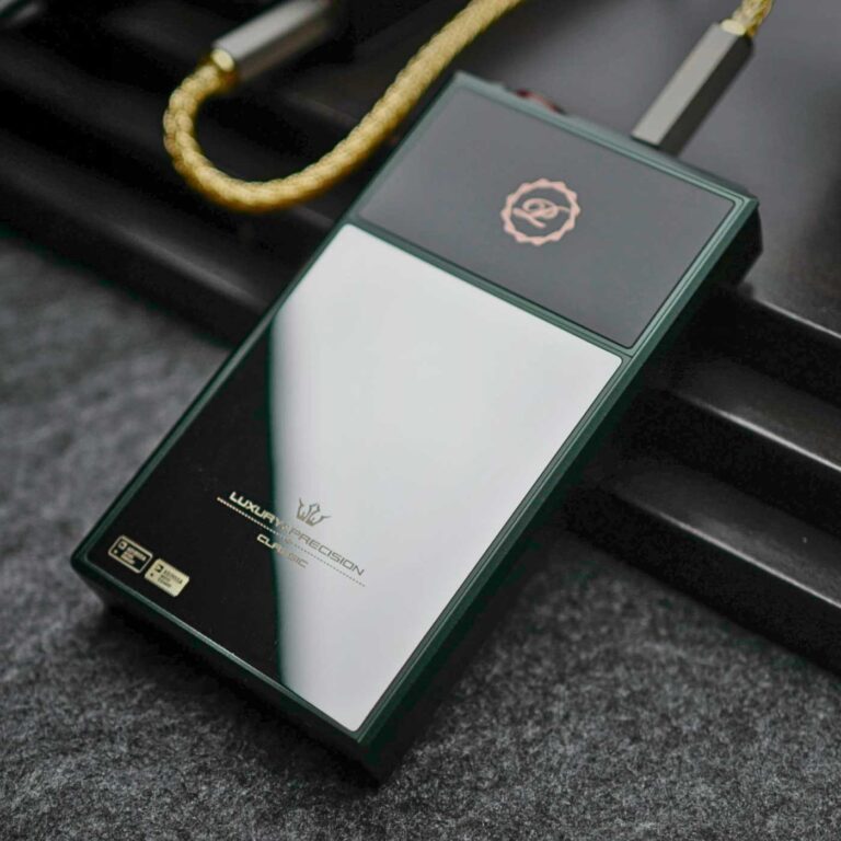 「澄み切った音質！AD1955デュアル搭載プレーヤー」