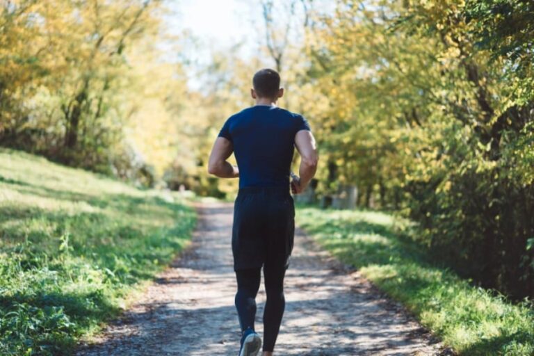 「屋外運動で脳力アップ！新発見」