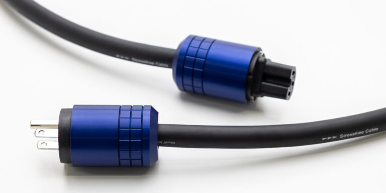 「アクロリンクの新電源ケーブルを試す！」