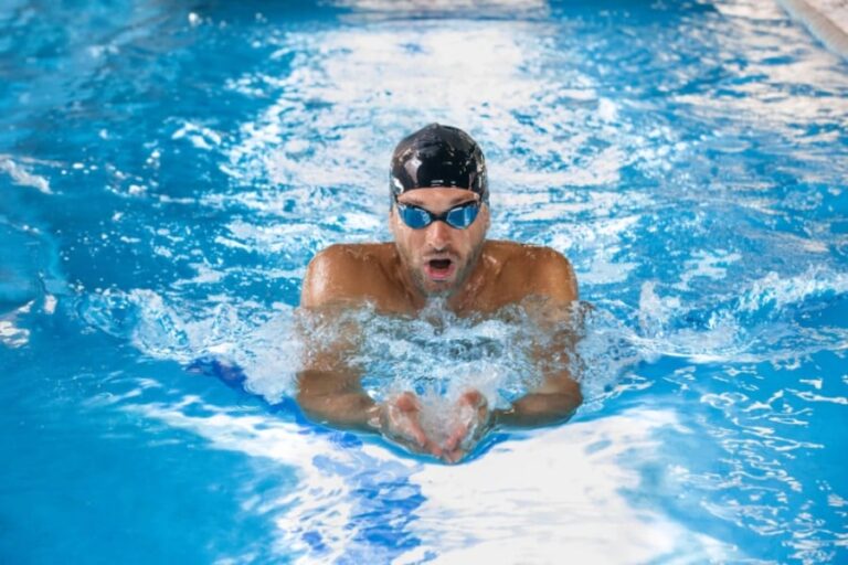 「水中運動で腰痛改善！心と体が変わる」