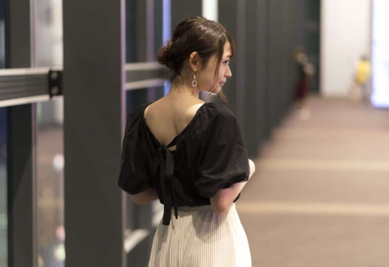 「年下としか結婚したくない！」“見た目はアラサー”な45歳美女。“子を望まない36歳男性”とお見合いした「恐怖の結末」は |