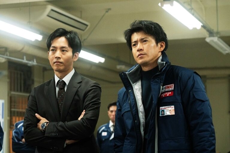 小栗旬と松坂桃李が初共演！映画『フロントライン』での印象とは？