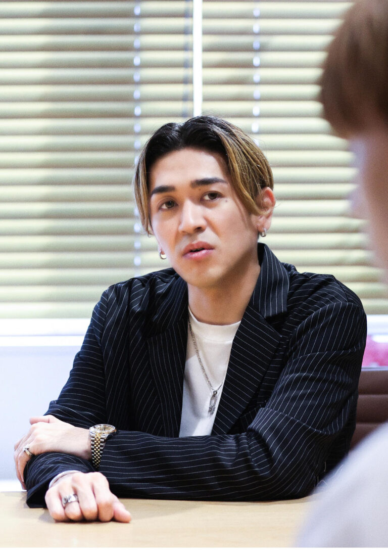 「DEEP TAKA、万引き報道で活動休止」