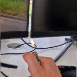 「ライター点火でPCモニター消灯？謎の現象」