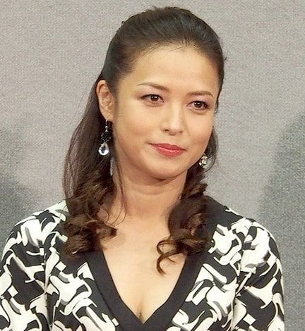 横山めぐみ（写真は2012年） 