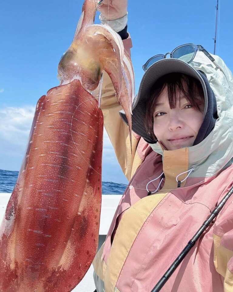 「生配信中に結婚＆妊娠発表！」