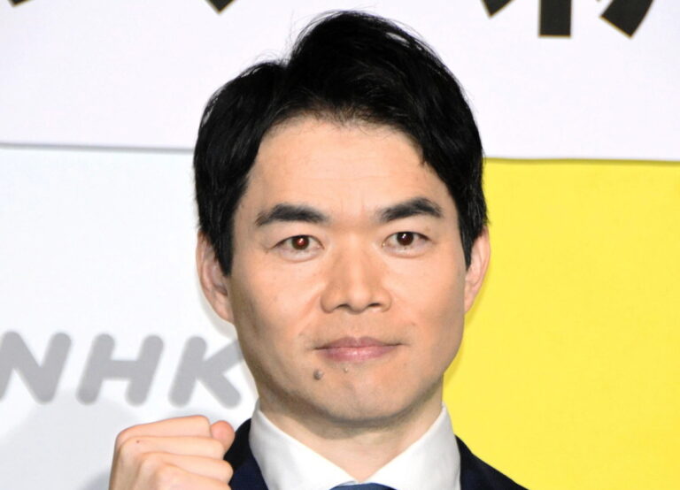 「白デニム姿の広内キャスター登場！夜の顔が話題に」