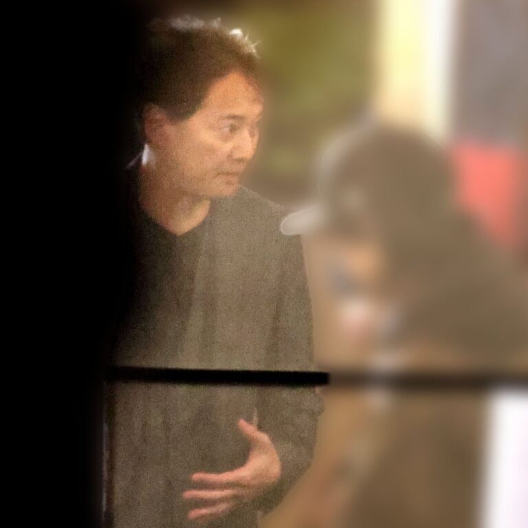 中居正広、反撃続行で波紋拡大！女性Aの実名告白も？