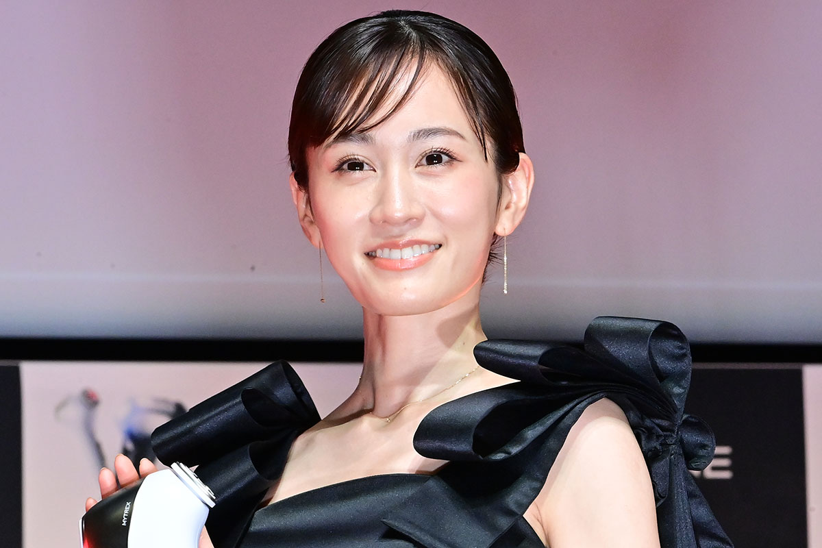 新CM発表会に登場した前田敦子【写真:ENCOUNT編集部】