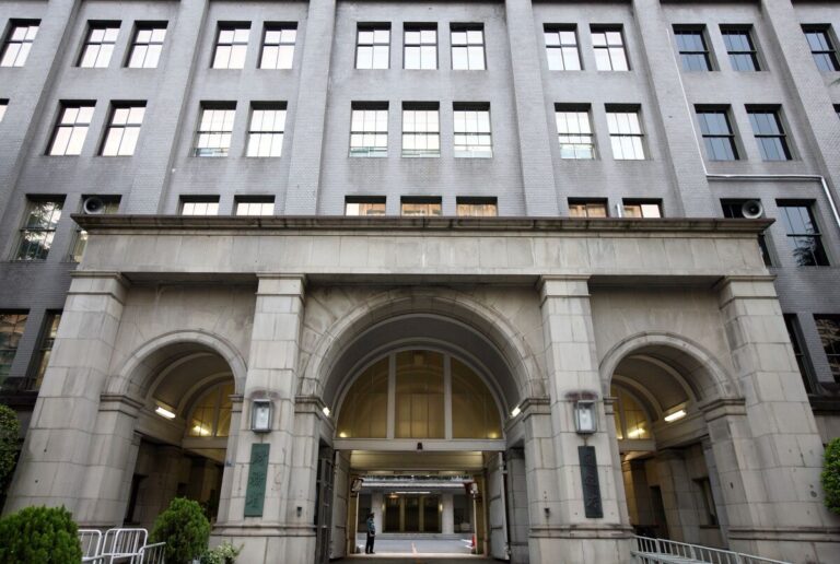 「超長期債が持ち直し！債券市場に明るい兆し」