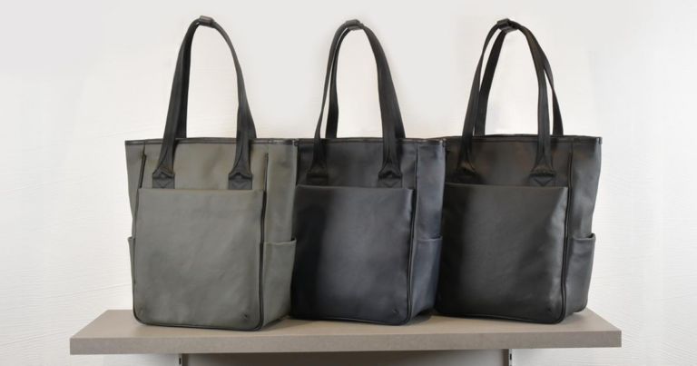 「満員電車でも快適！使いやすいトートバッグ」