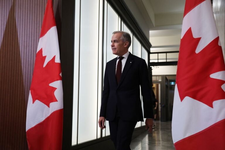 カナダ首相、トランプ対策に苦闘中！