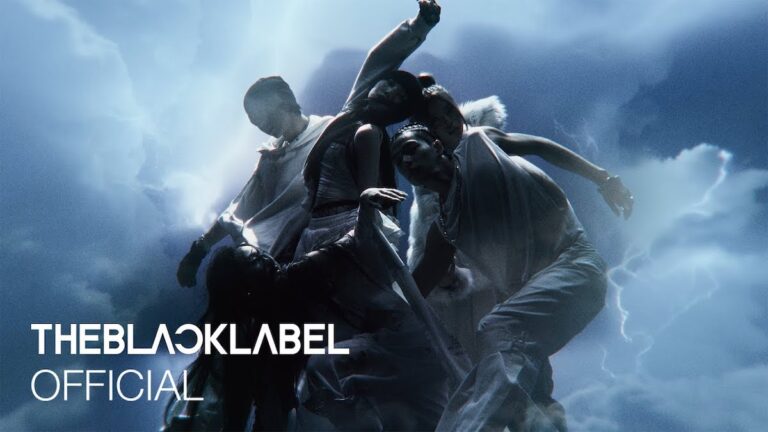 「男女混合グループのハーモニーがバイラルに！」