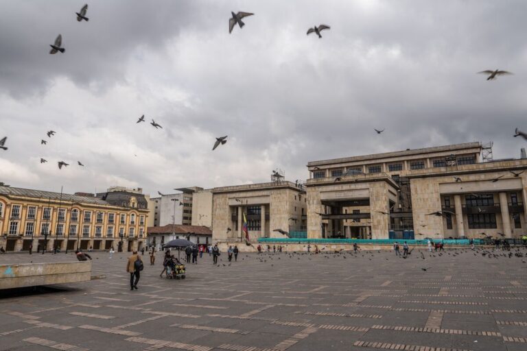 コロンビア国債、格下げに逆行する魅力！