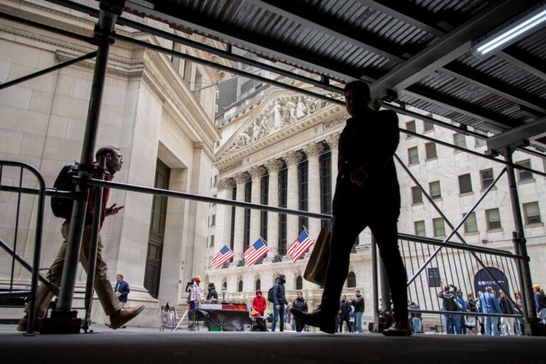 「ウォール街、運命の週到来！後半の行方は？」