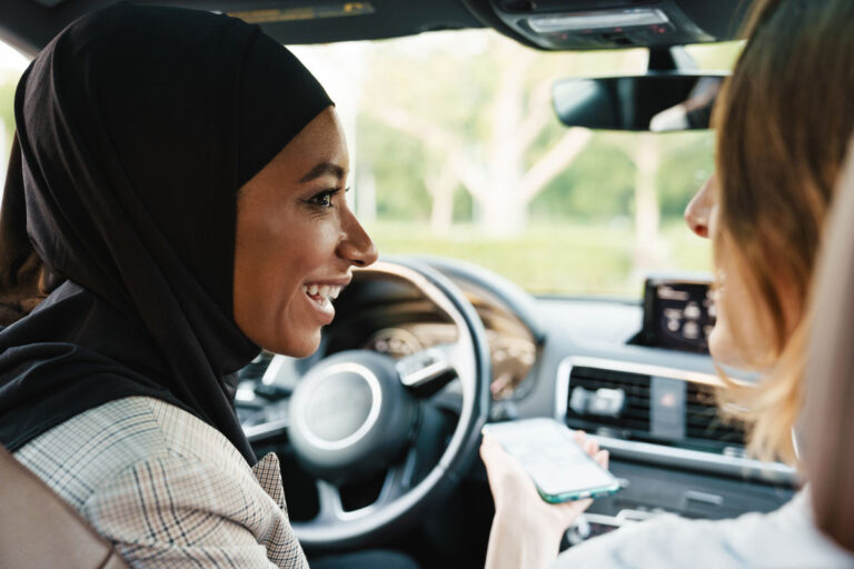 Uber、新システム「Women Preference」で女性運転手を選べる！