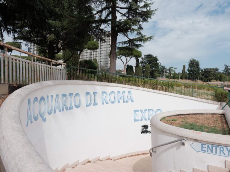 ローマ新観光プロジェクト、資金難で危機！