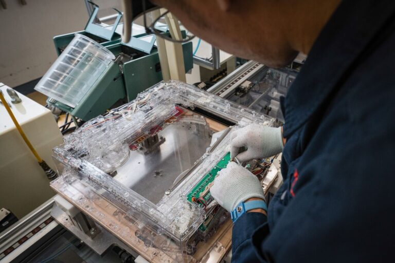 鉱工業生産1.7％上昇！予想超えの好結果