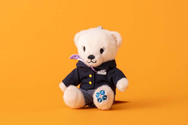 「シア」ぬいぐるみ、ホテルオークラ登場！